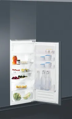 Indesit SZ 12 A2D/I 1 frigo combine Intégré 189 L F Acier inoxydable