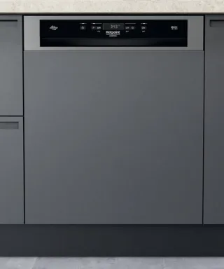 Hotpoint HBC 3C41 W Semi-intégré 14 couverts C